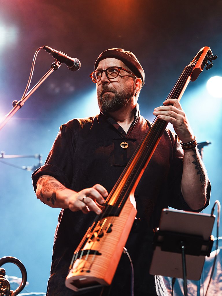 FunLovinCrims-MADELEINE-ShootMe-4.jpg