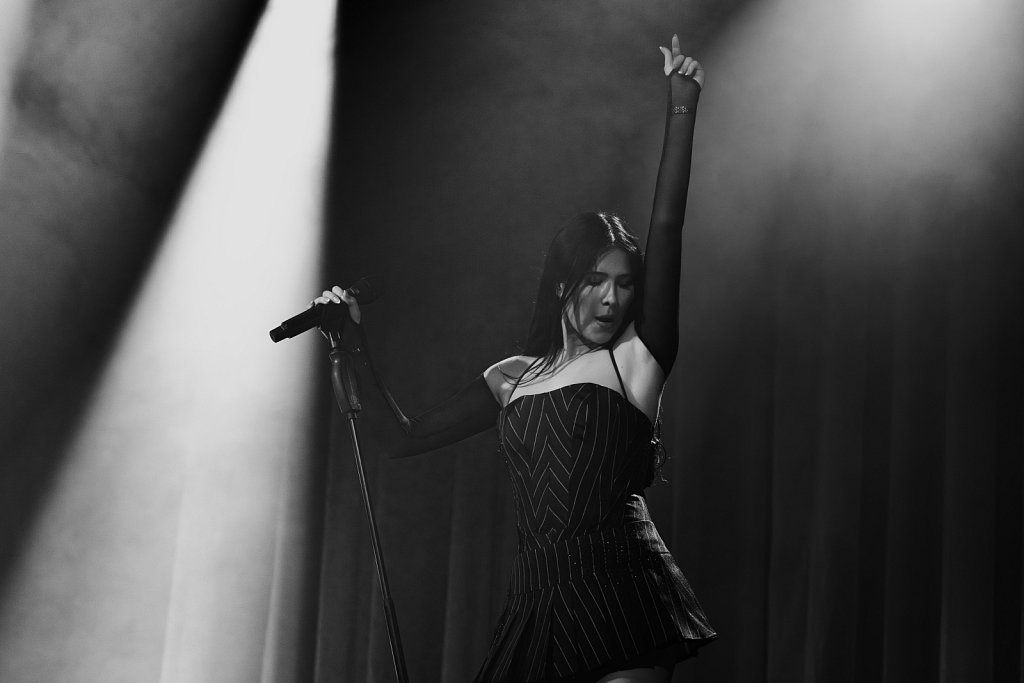 MIMIWebb-MAD-Shootme-12.jpg